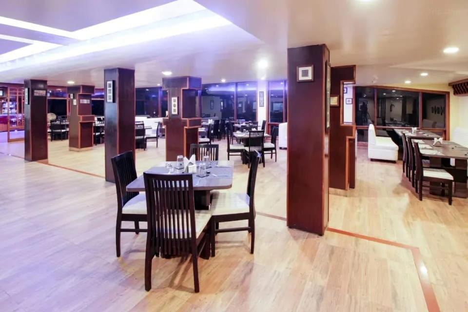 Staynest Retreat And Spa Gangtok With Parking & Swimming Pool Exterior photo