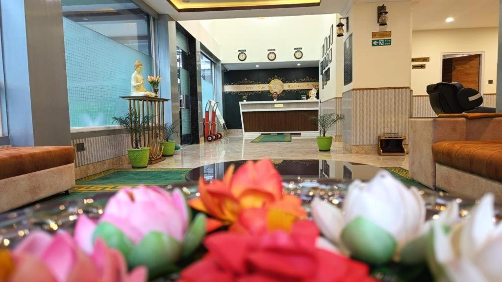 Staynest Retreat And Spa Gangtok With Parking & Swimming Pool Exterior photo